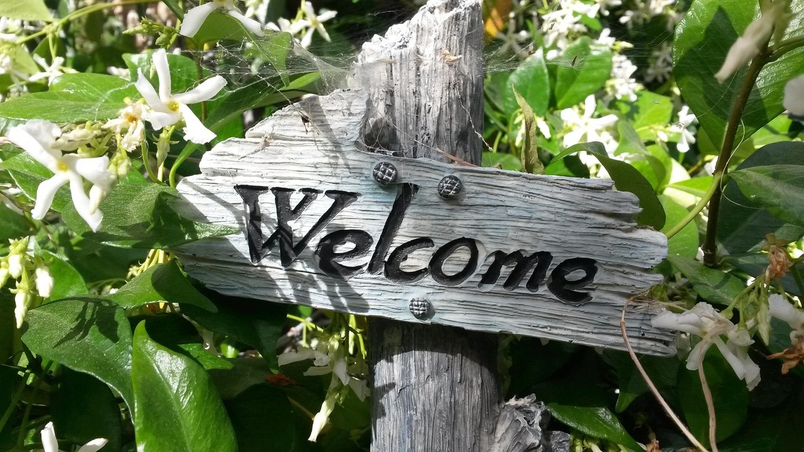 rebeck96-welcome-sign-760358-1920 rebeck96-welcome-sign-760358-1920